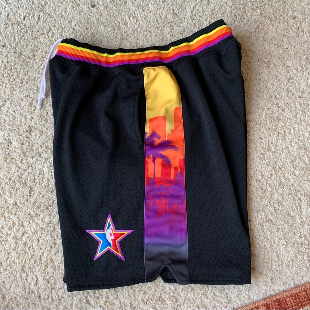 Mitchell & Ness 2004 All Star Game Shorts